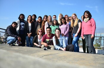 Gruppenfoto von internationaler Studierendengruppe Gruppenfoto von internationaler Studierendengruppe