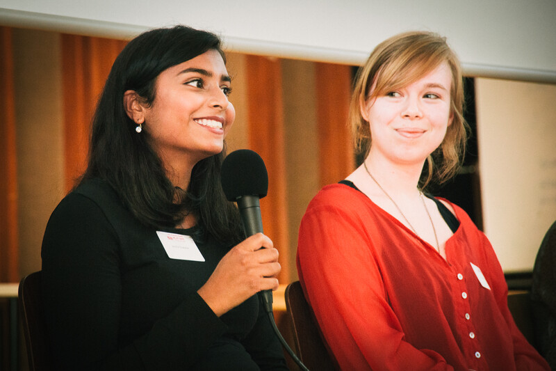 Janitha Sivapalan berichtet in Hannover von ihrem Erfolg als Technikantin (2015/2016) der Jade Hochschule (© Niedersachsen-Technikum) Janitha Sivapalan berichtet in Hannover von ihrem Erfolg als Technikantin (2015/2016) der Jade Hochschule (© Niedersachsen-Technikum)
